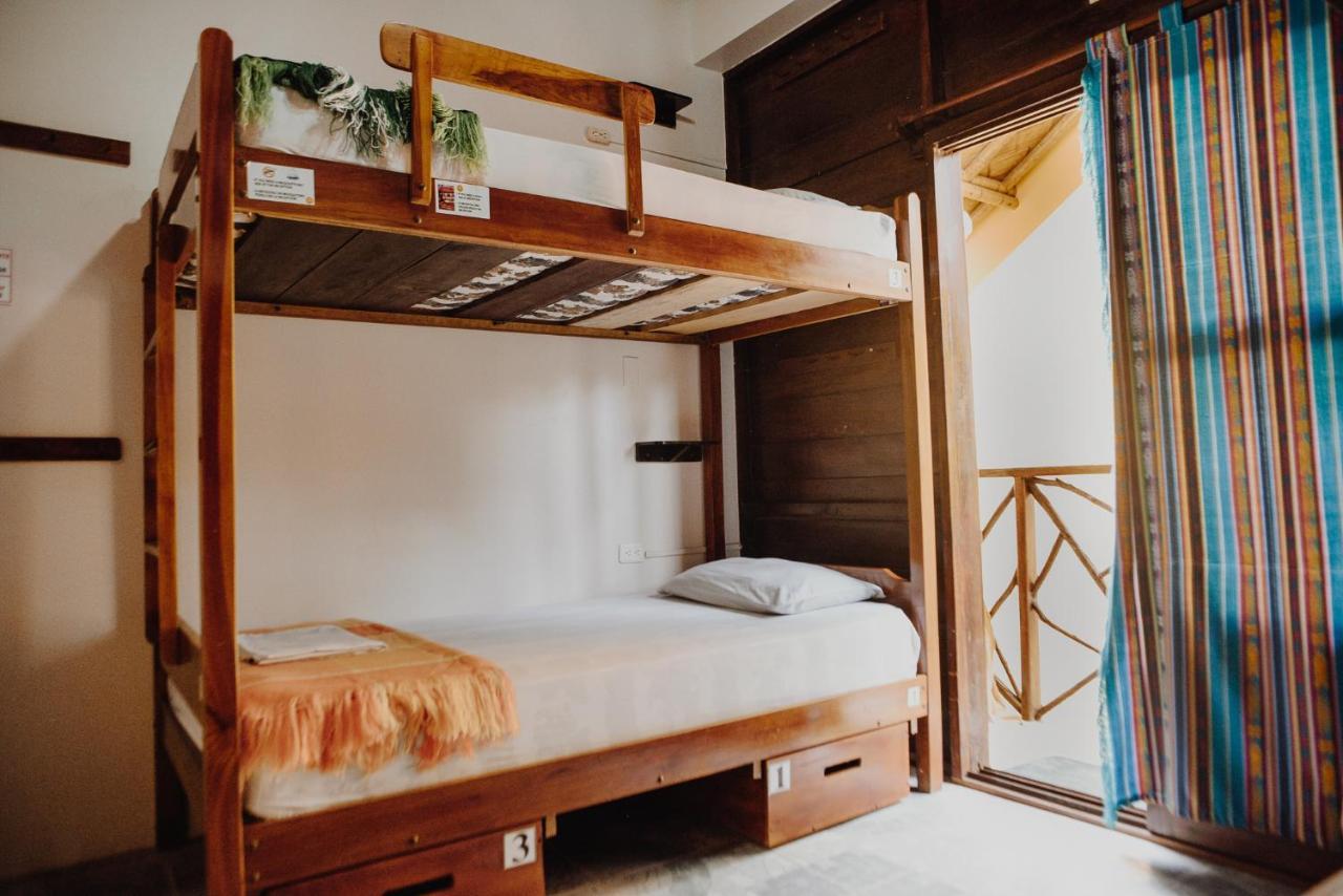Esperanto Bed & Breakfast Surf Hostel Монтаньїта Екстер'єр фото