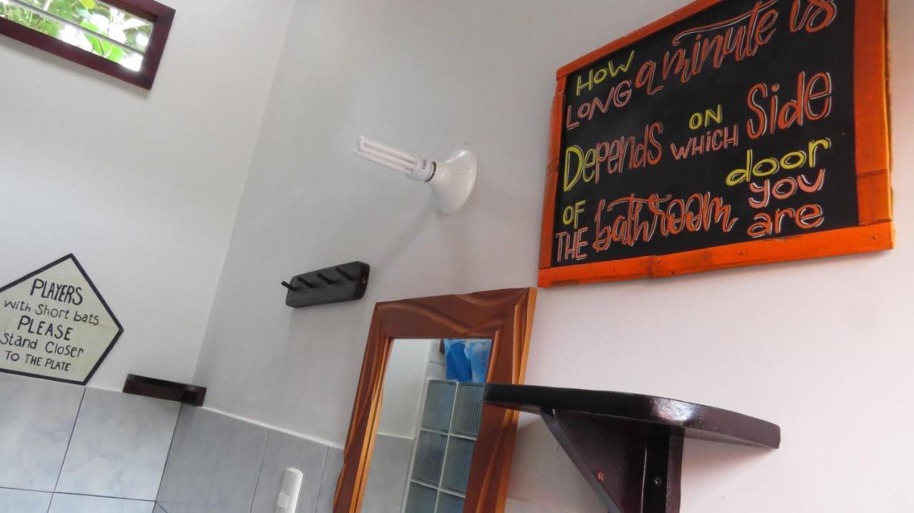 Esperanto Bed & Breakfast Surf Hostel Монтаньїта Екстер'єр фото