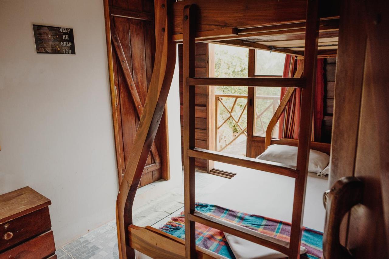 Esperanto Bed & Breakfast Surf Hostel Монтаньїта Екстер'єр фото