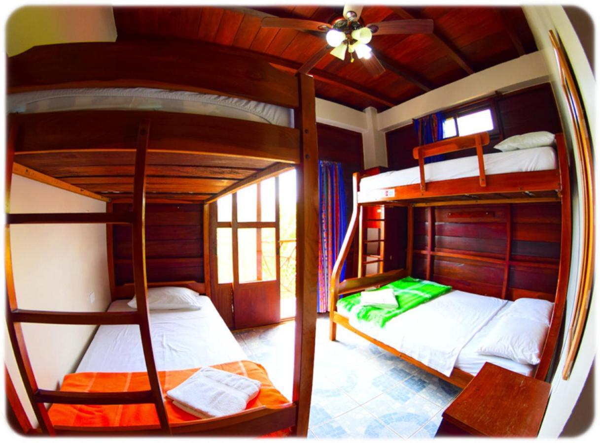 Esperanto Bed & Breakfast Surf Hostel Монтаньїта Екстер'єр фото