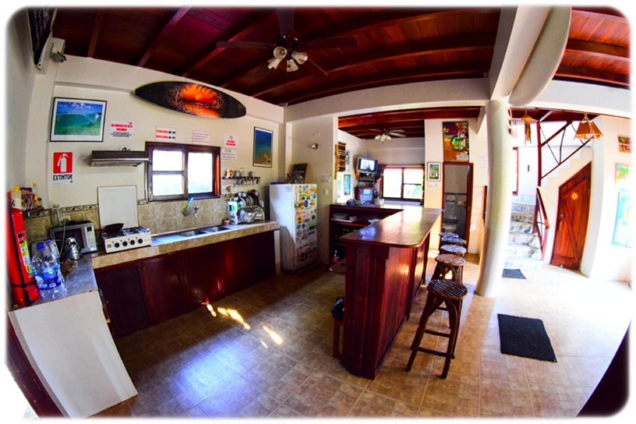 Esperanto Bed & Breakfast Surf Hostel Монтаньїта Екстер'єр фото