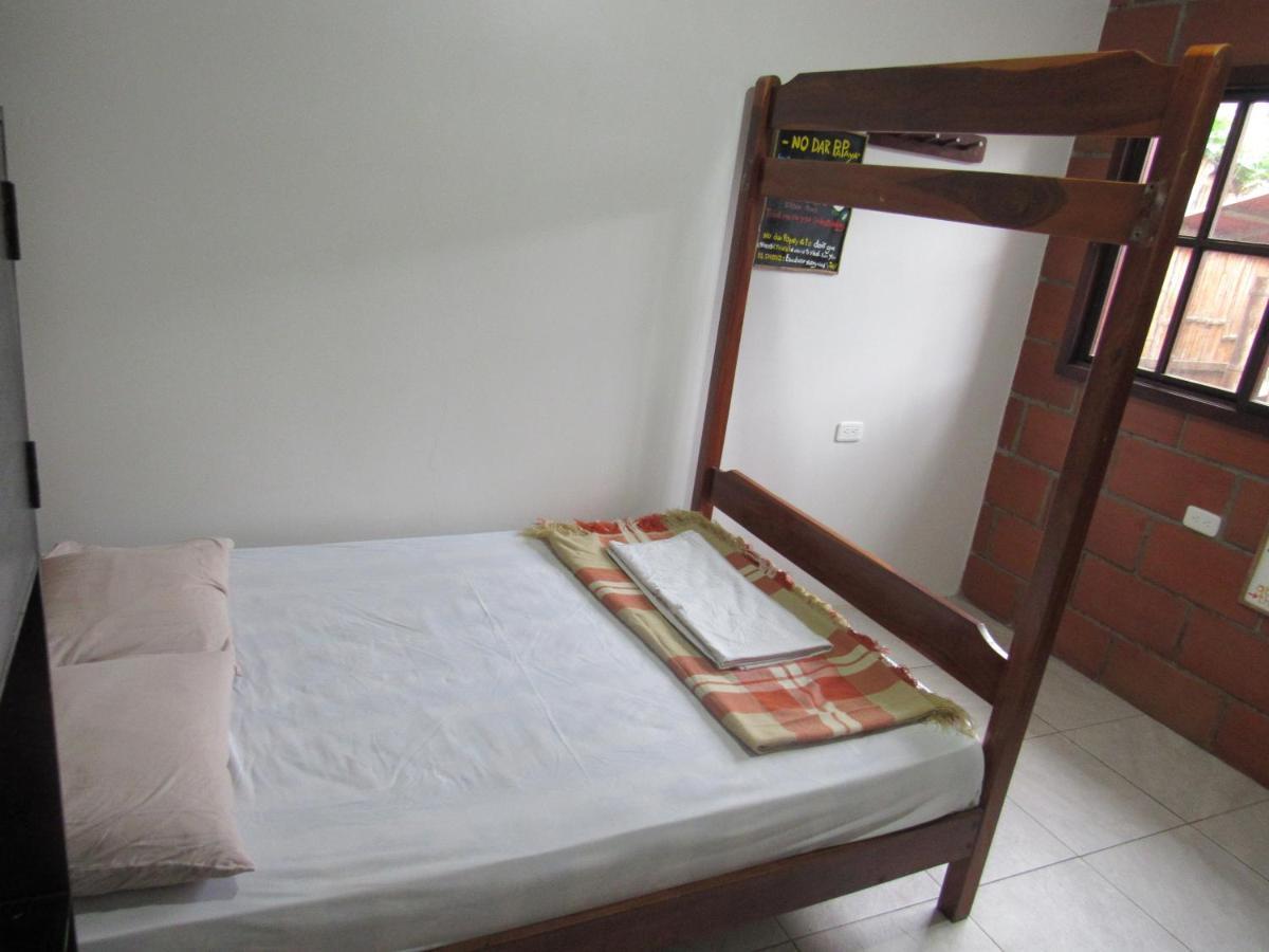 Esperanto Bed & Breakfast Surf Hostel Монтаньїта Екстер'єр фото
