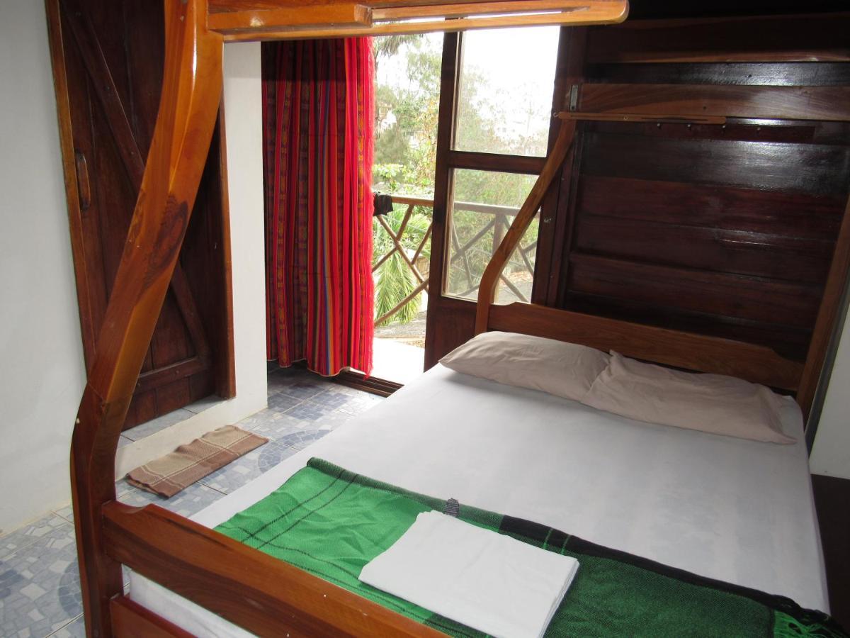 Esperanto Bed & Breakfast Surf Hostel Монтаньїта Екстер'єр фото