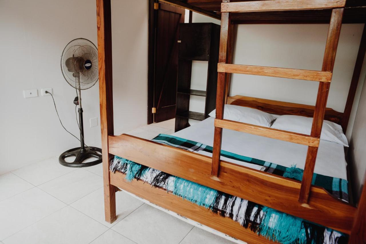 Esperanto Bed & Breakfast Surf Hostel Монтаньїта Екстер'єр фото