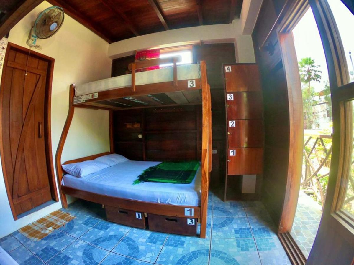 Esperanto Bed & Breakfast Surf Hostel Монтаньїта Екстер'єр фото